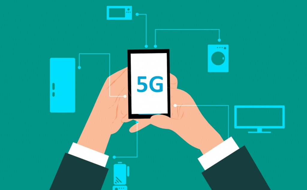 Smartphone trends - 5G Cartoon: hands holding a smartphone with '5G' written on it.