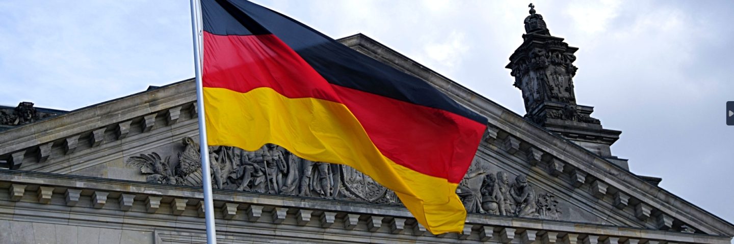 Duitse vlag voor de Bundes