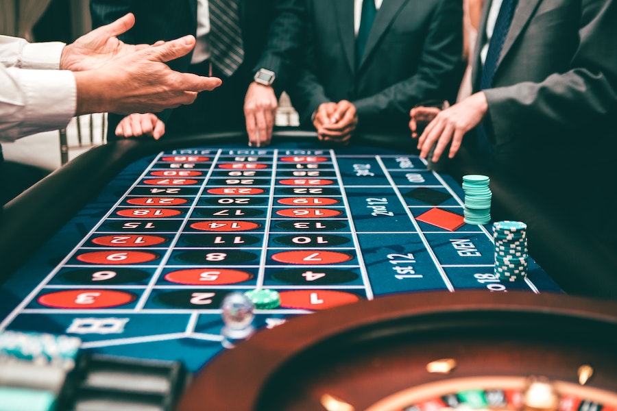 Economische impact van online gokken: belastinginkomsten in de lift 