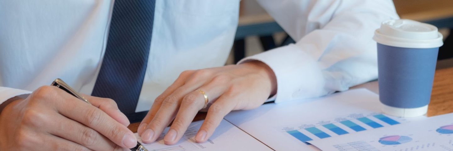 Businessmen, financial accountants, business planners, business