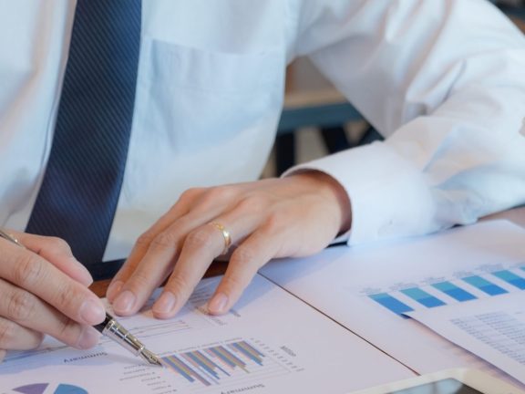 Businessmen, financial accountants, business planners, business