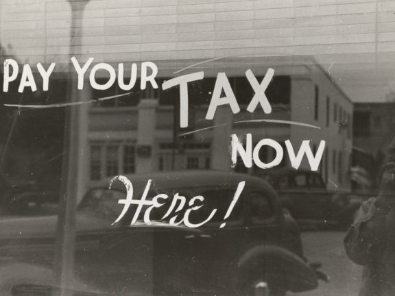 Photo Tax brackets