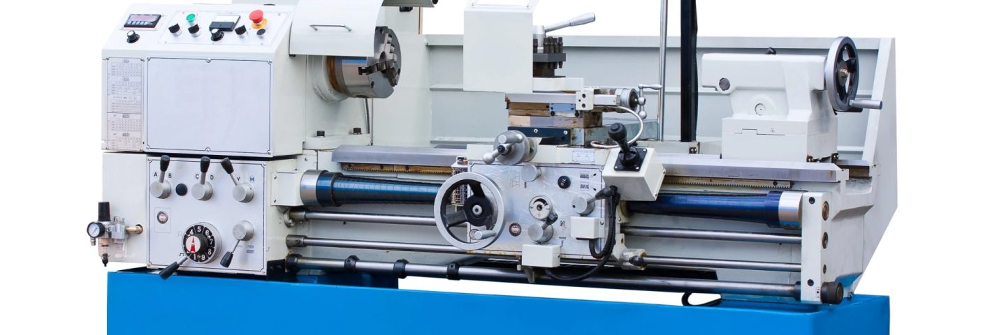 Lathe turning machine