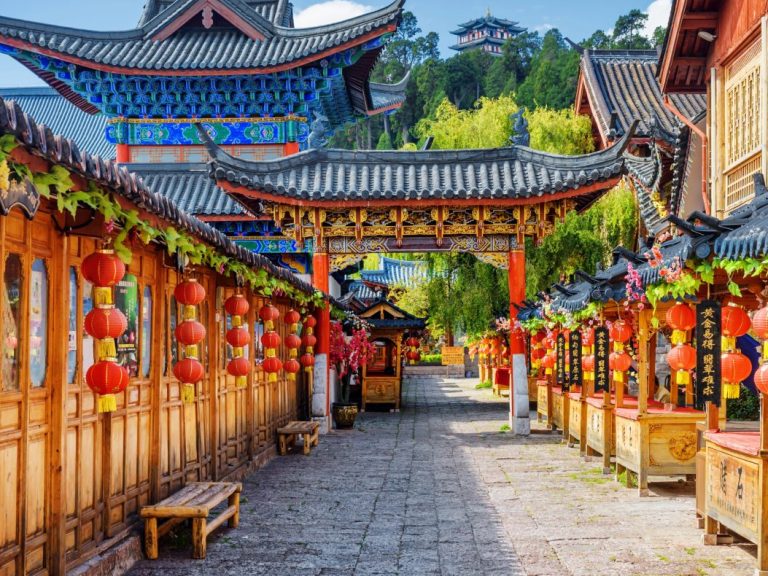 Street decorated with traditional Chinese red lanterns, Lijiang